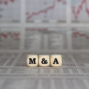 M&Aとは? 売却側の視点で目的・手法・メリット・進め方を解説